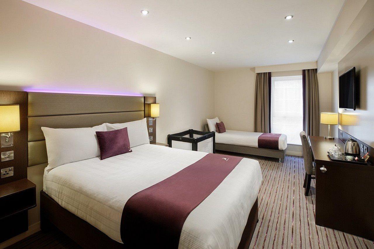 Premier Inn London Gatwick Airport East Crawley  Buitenkant foto